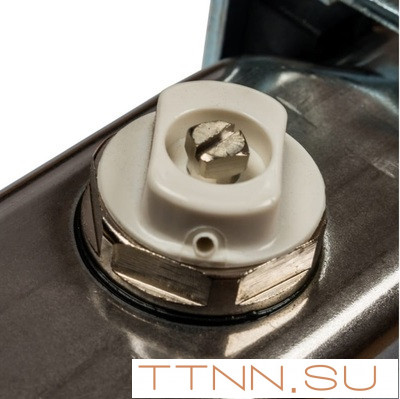 Коллектор с запорными клапанами STOUT SMS-0927-000002 Коллектор с запорными клапанами STOUT SMS-0927-000002